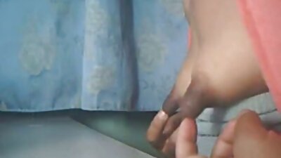 Słodka nastolatka dostaje darmowe sex filmiki z mamuskami swoje pierwsze doświadczenie analne